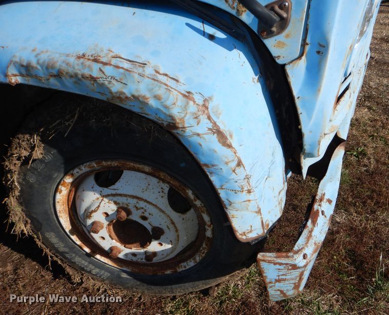 image for item DR5906 1967 GMC  grain truck