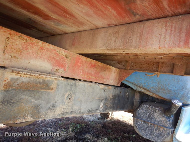 image for item DR5906 1967 GMC  grain truck