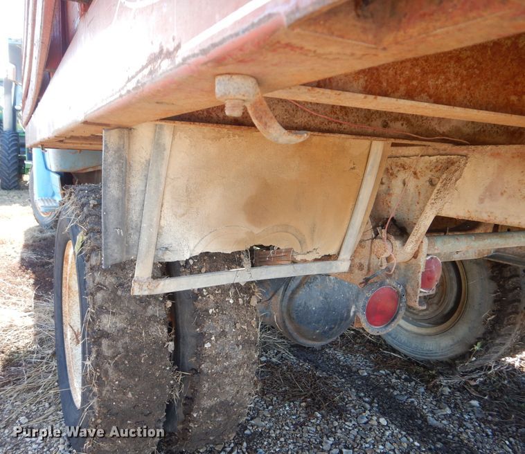 image for item DR5906 1967 GMC  grain truck