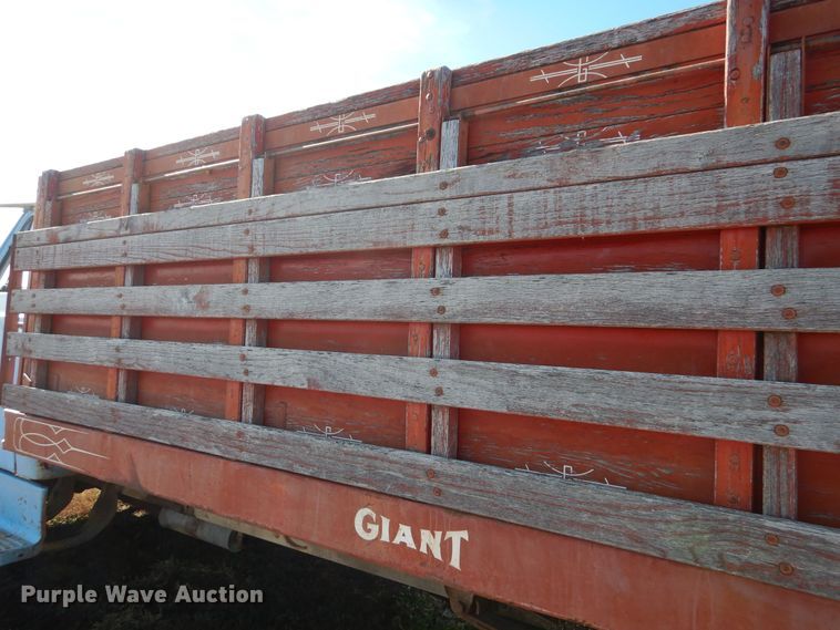 image for item DR5906 1967 GMC  grain truck