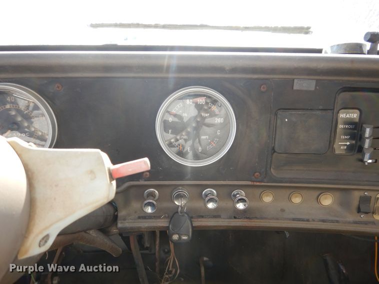 image for item DR5906 1967 GMC  grain truck