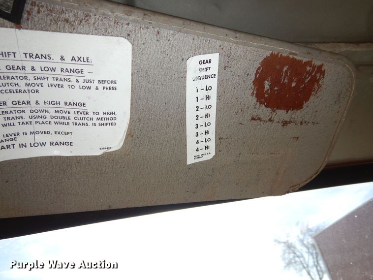 image for item DR5906 1967 GMC  grain truck