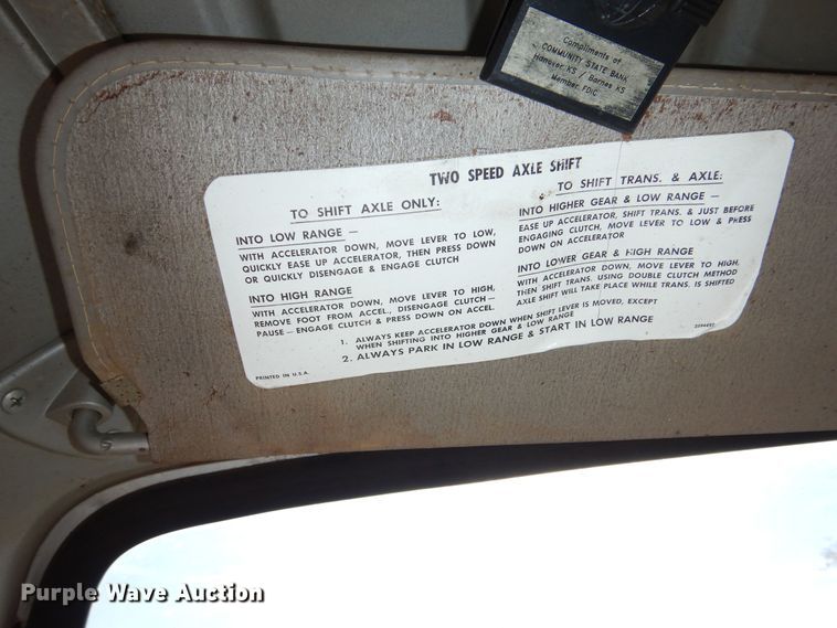 image for item DR5906 1967 GMC  grain truck