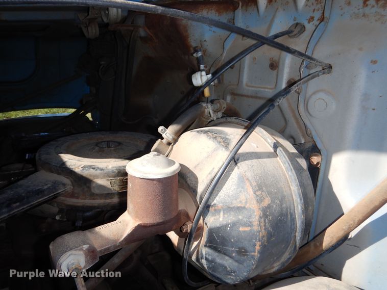 image for item DR5906 1967 GMC  grain truck