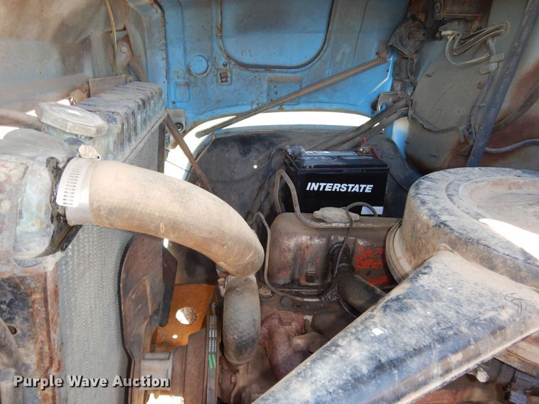 image for item DR5906 1967 GMC  grain truck