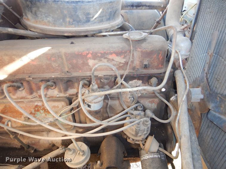 image for item DR5906 1967 GMC  grain truck