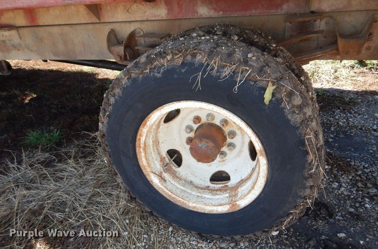 image for item DR5906 1967 GMC  grain truck