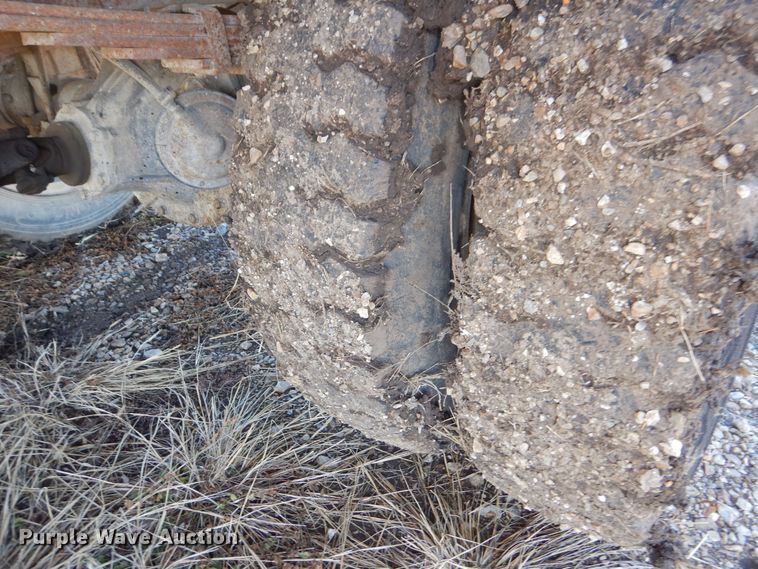 image for item DR5906 1967 GMC  grain truck