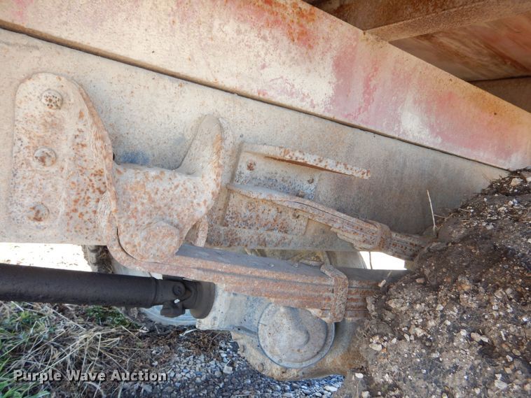 image for item DR5906 1967 GMC  grain truck