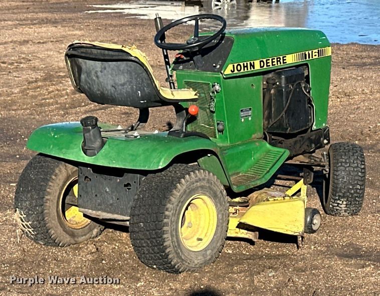 image for item EK9856 John Deere 116  lawn mower