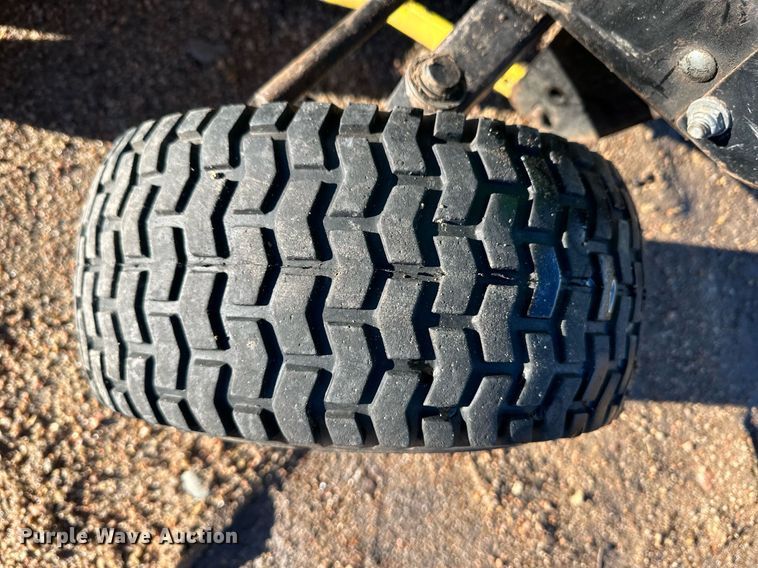 image for item EK9856 John Deere 116  lawn mower