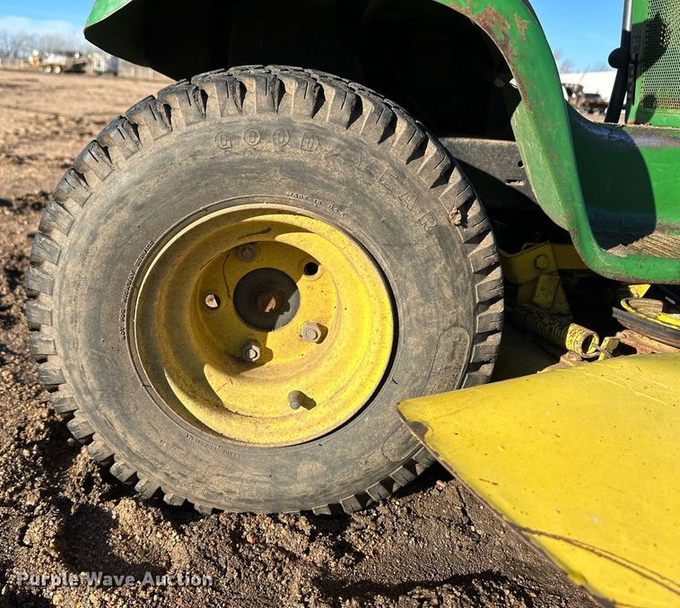 image for item EK9856 John Deere 116  lawn mower