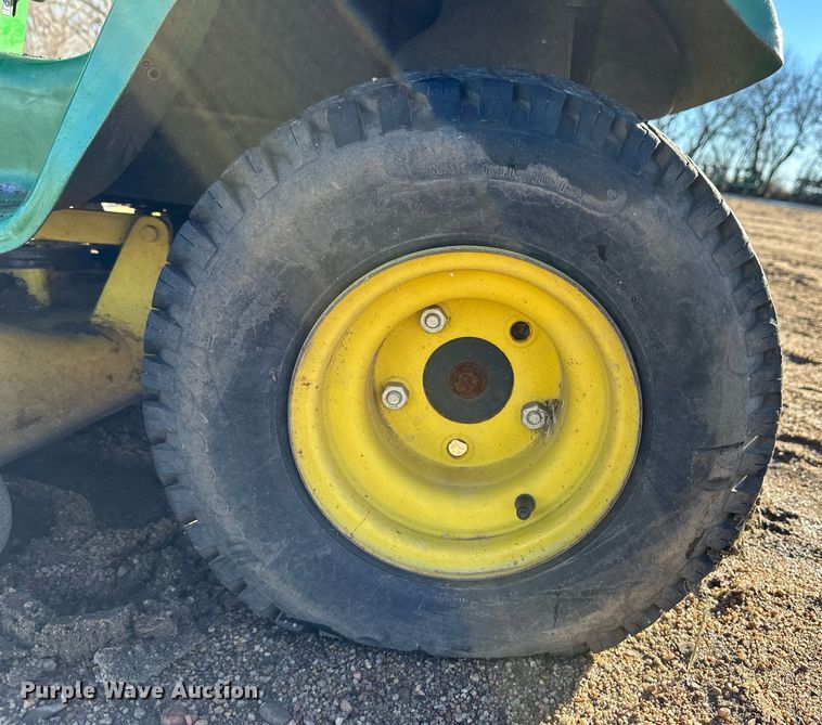 image for item EK9856 John Deere 116  lawn mower