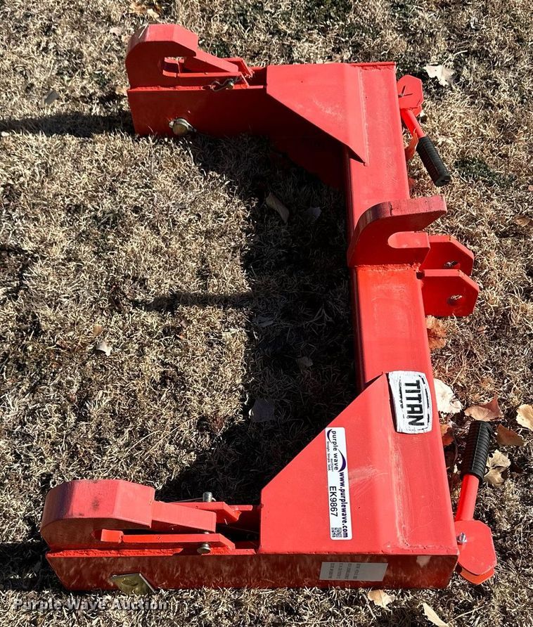 image for item EK9867 Titan  quick attach