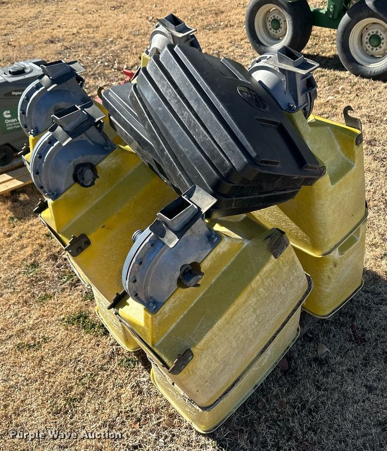 image for item EK9869 (8) John Deere seed boxes