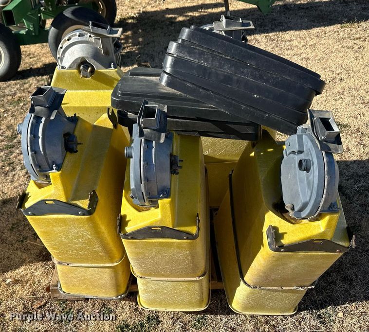 image for item EK9869 (8) John Deere seed boxes