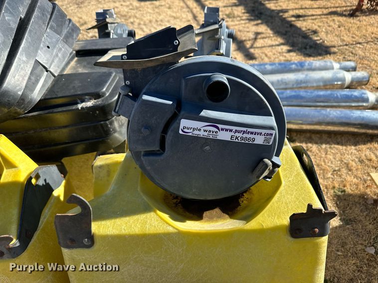 image for item EK9869 (8) John Deere seed boxes