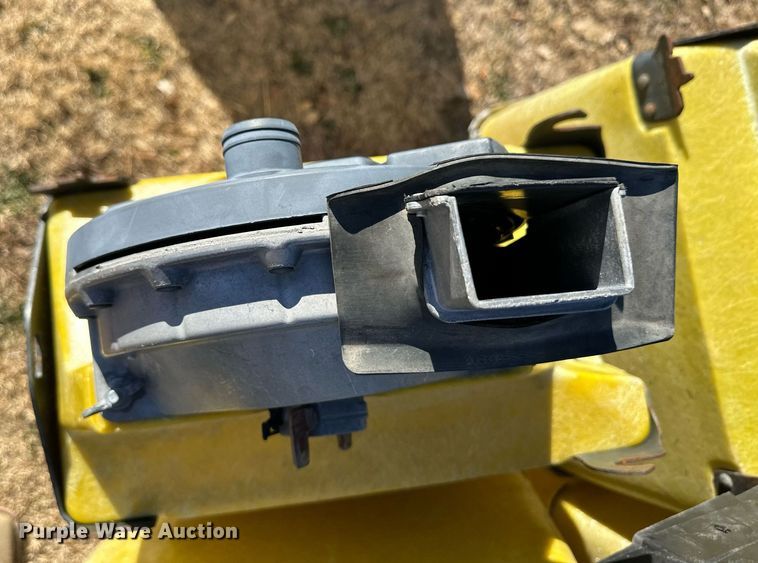 image for item EK9869 (8) John Deere seed boxes