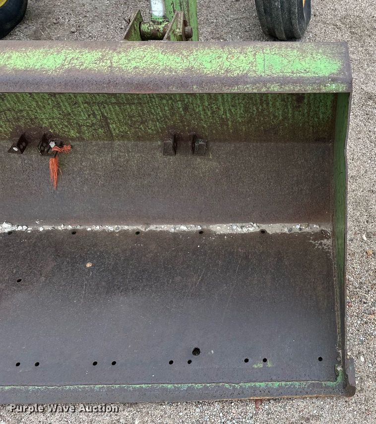 image for item EK9873 1979 John Deere 2640  tractor