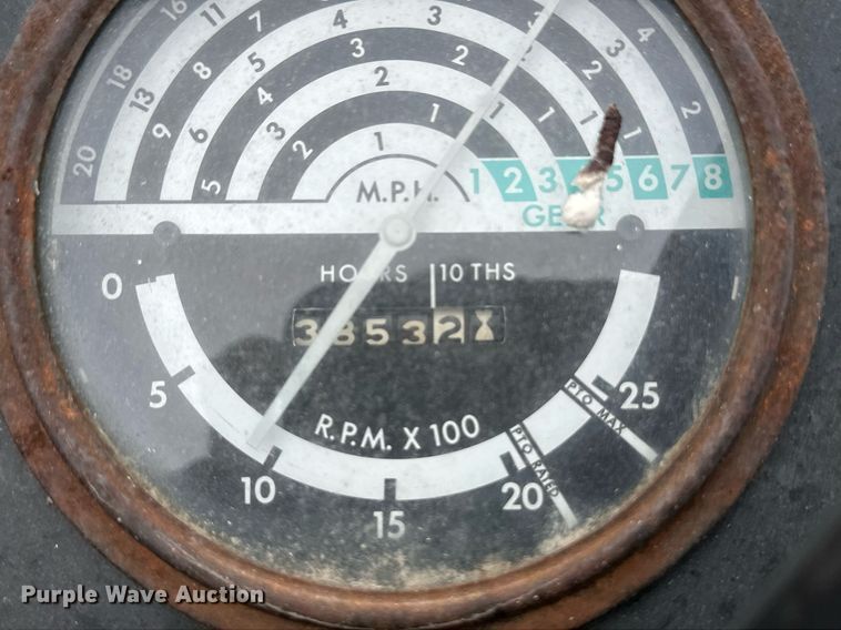 image for item EK9873 1979 John Deere 2640  tractor