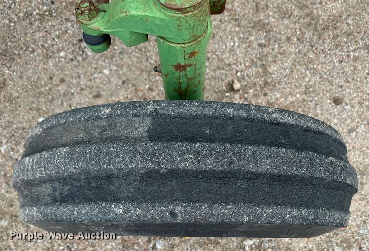 image for item EK9873 1979 John Deere 2640  tractor