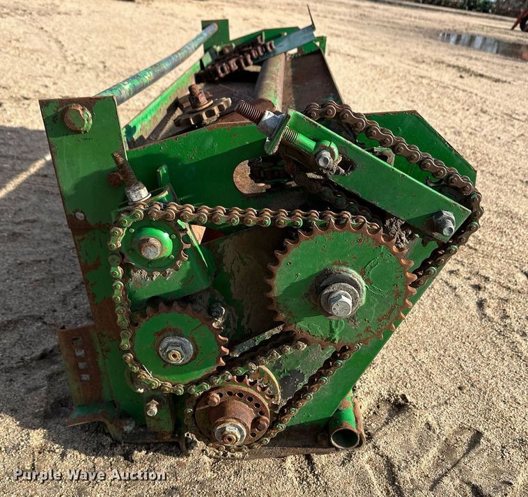 image for item EK9889 John Deere 2420  swather / windrower