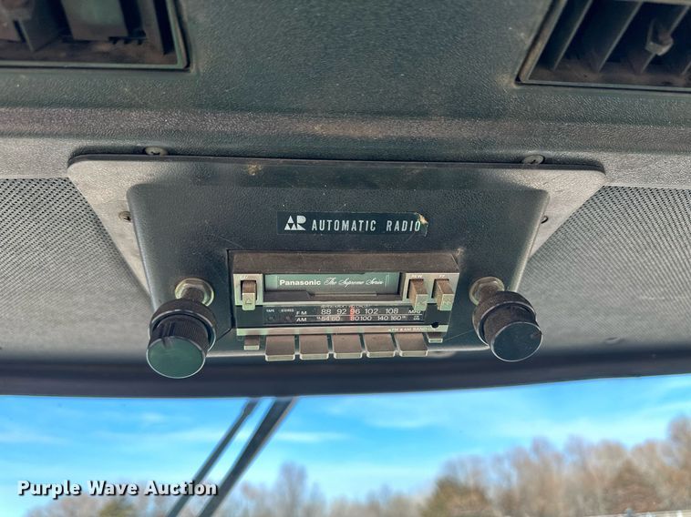 image for item EK9889 John Deere 2420  swather / windrower