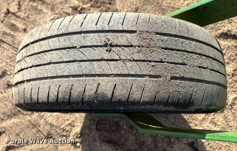 image for item EK9889 John Deere 2420  swather / windrower