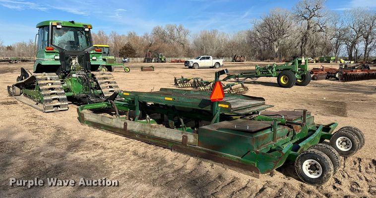 image for item EK9890 1993 John Deere 6200 Gilbert  tractor