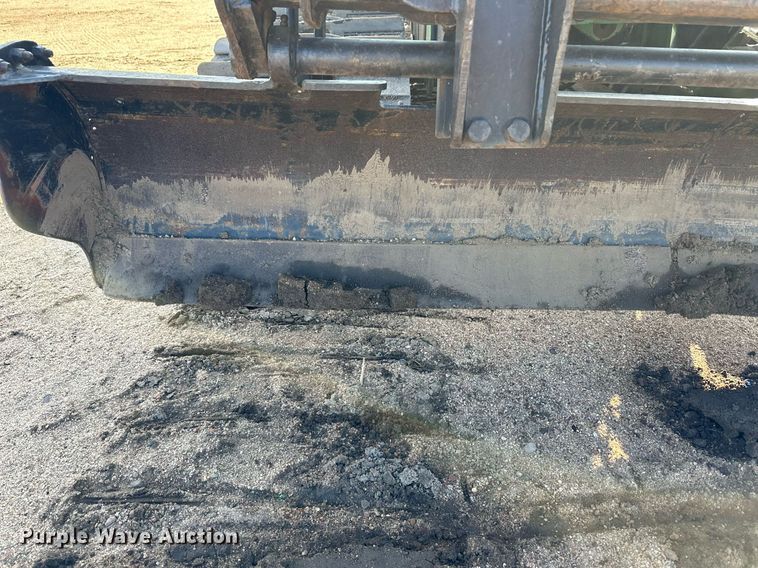 image for item EK9890 1993 John Deere 6200 Gilbert  tractor