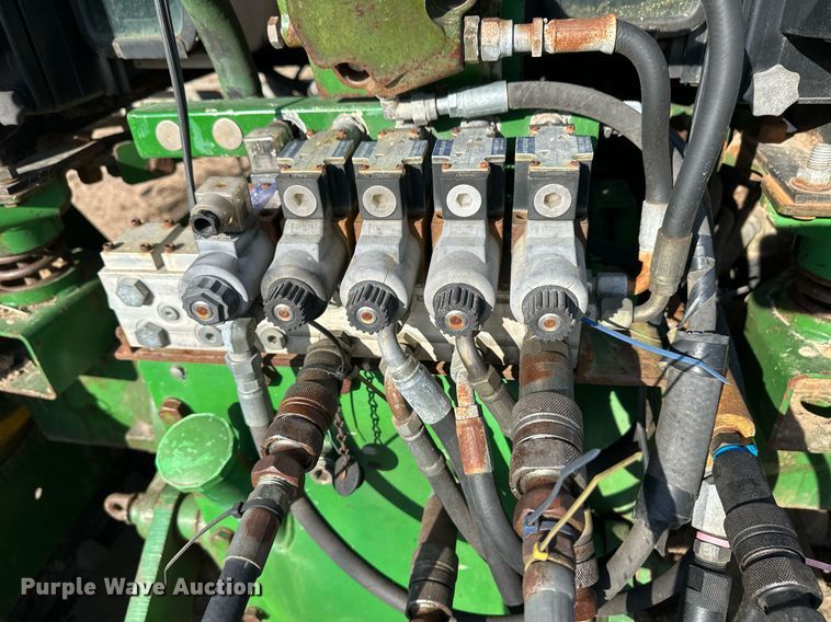 image for item EK9890 1993 John Deere 6200 Gilbert  tractor