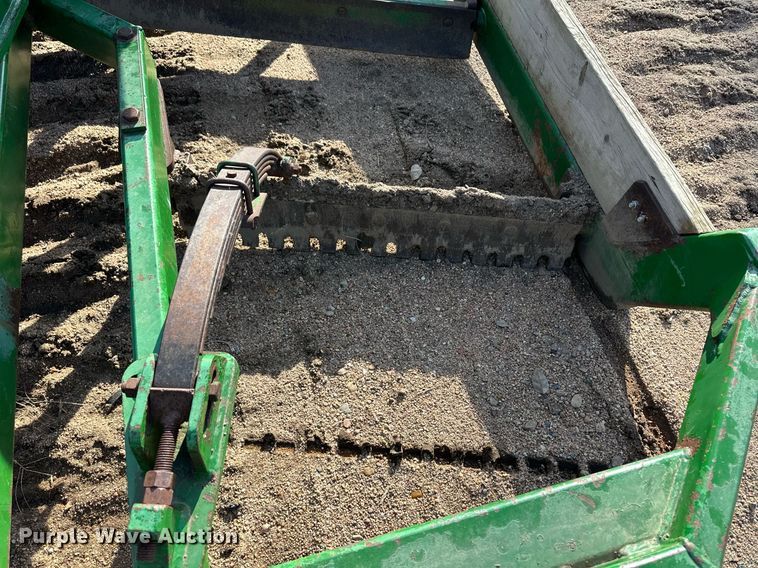 image for item EK9890 1993 John Deere 6200 Gilbert  tractor