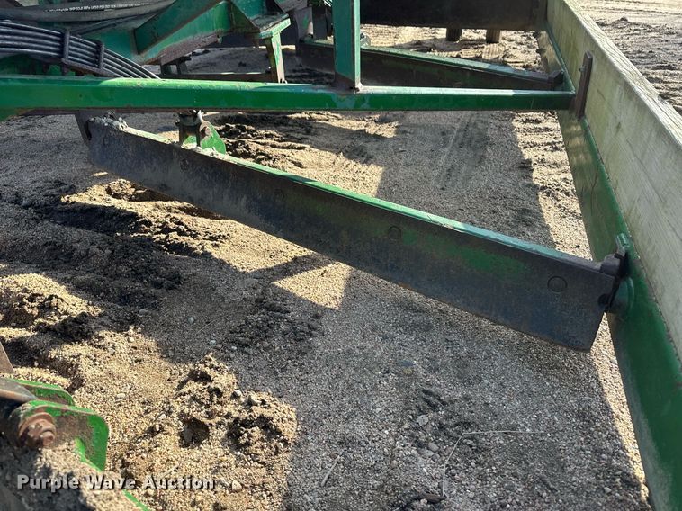 image for item EK9890 1993 John Deere 6200 Gilbert  tractor