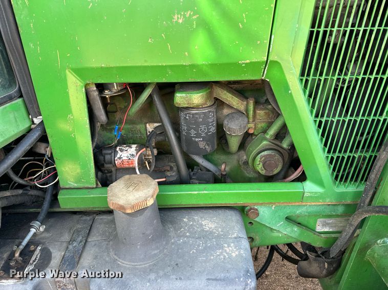 image for item EK9890 1993 John Deere 6200 Gilbert  tractor