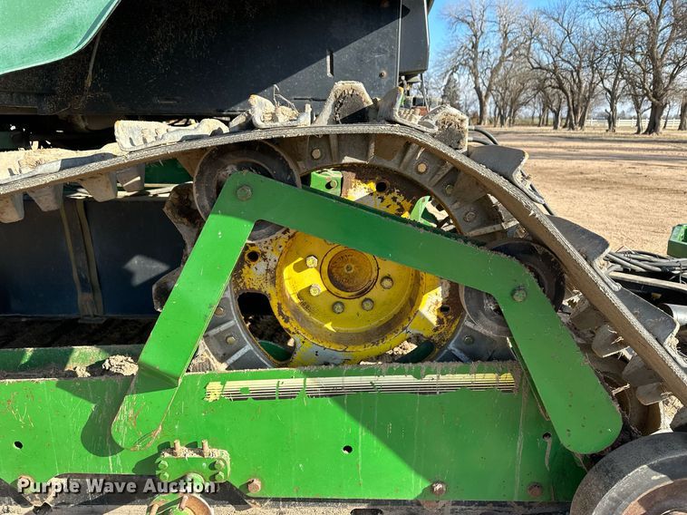 image for item EK9890 1993 John Deere 6200 Gilbert  tractor