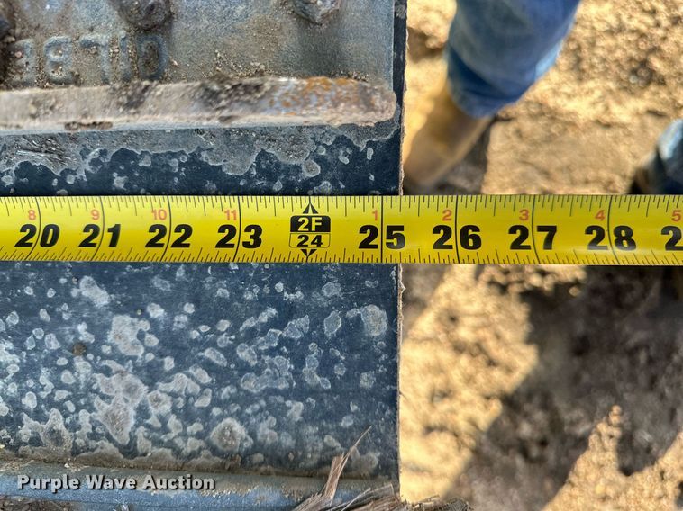 image for item EK9890 1993 John Deere 6200 Gilbert  tractor