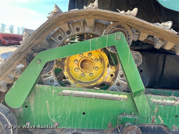 image for item EK9890 1993 John Deere 6200 Gilbert  tractor