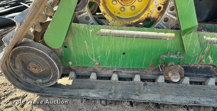 image for item EK9890 1993 John Deere 6200 Gilbert  tractor