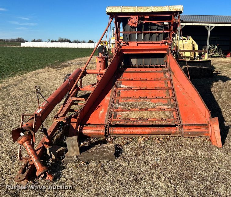 image for item NB9286 Allis-Chalmers  round baler