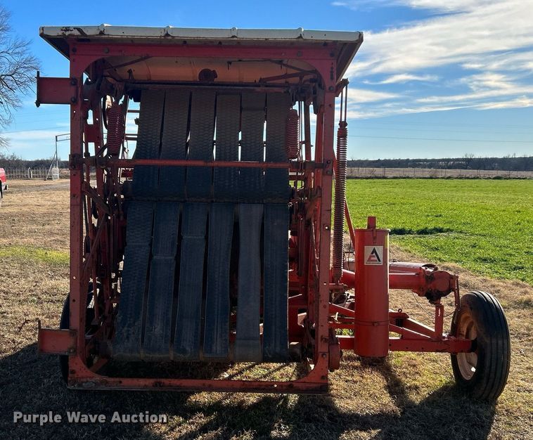 image for item NB9286 Allis-Chalmers  round baler