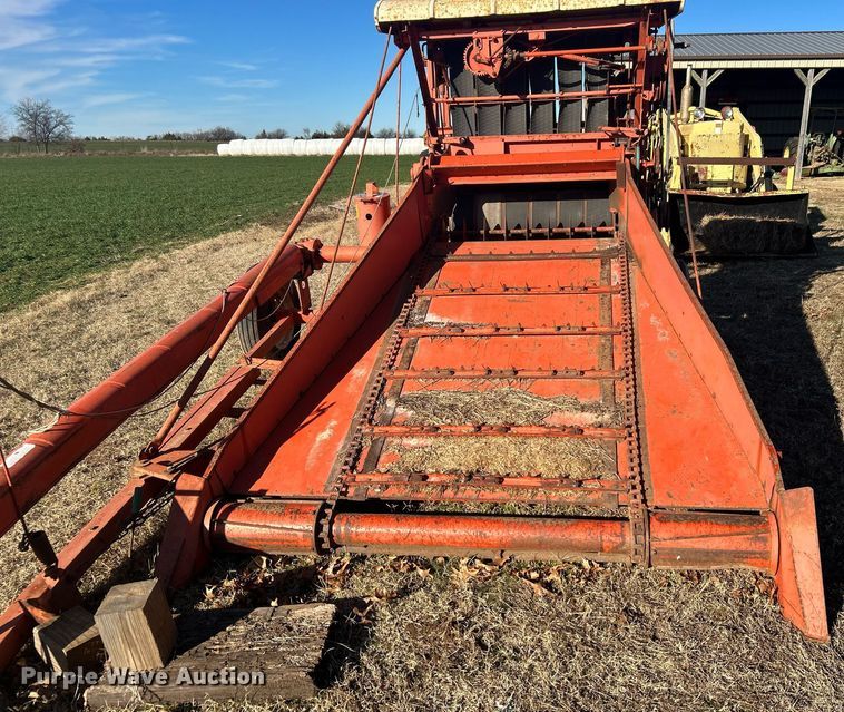 image for item NB9286 Allis-Chalmers  round baler