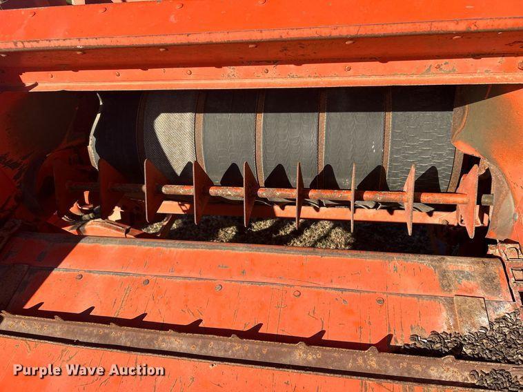 image for item NB9286 Allis-Chalmers  round baler