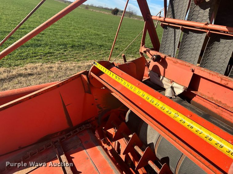 image for item NB9286 Allis-Chalmers  round baler