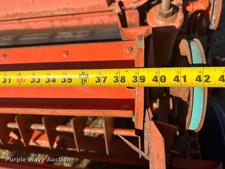 image for item NB9286 Allis-Chalmers  round baler