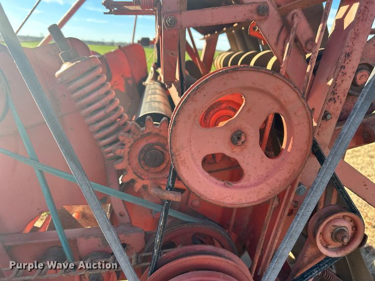image for item NB9286 Allis-Chalmers  round baler