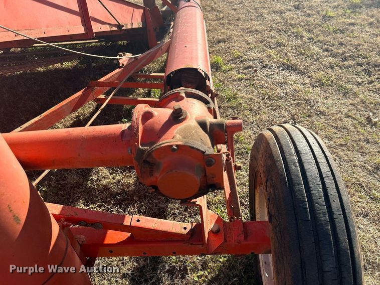 image for item NB9286 Allis-Chalmers  round baler