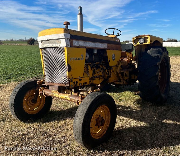 image for item NB9287 1968 Minneapolis-Moline Jetstar 3 Super  tractor