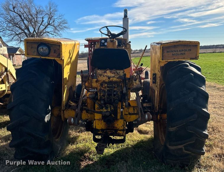 image for item NB9287 1968 Minneapolis-Moline Jetstar 3 Super  tractor