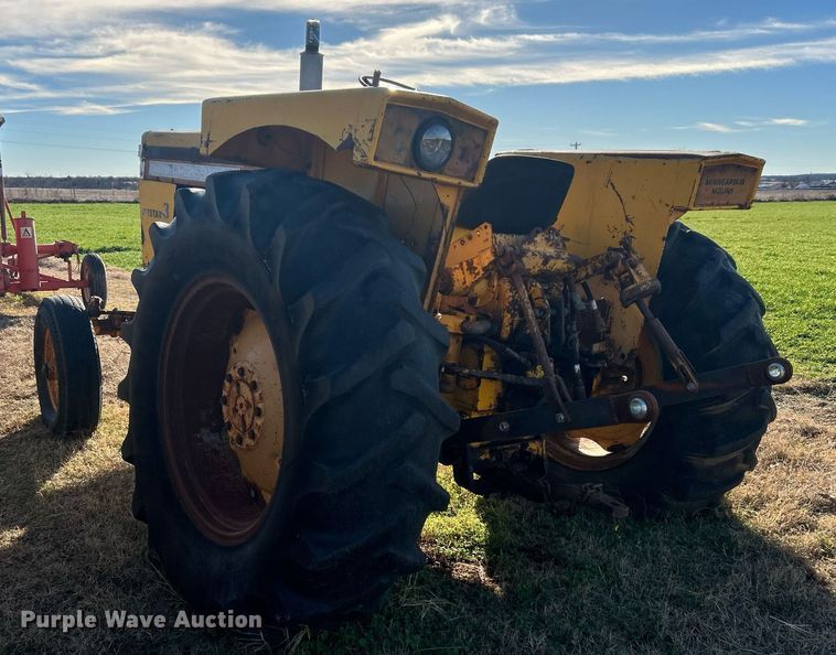 image for item NB9287 1968 Minneapolis-Moline Jetstar 3 Super  tractor