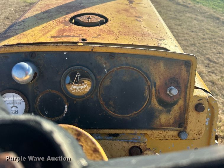 image for item NB9287 1968 Minneapolis-Moline Jetstar 3 Super  tractor